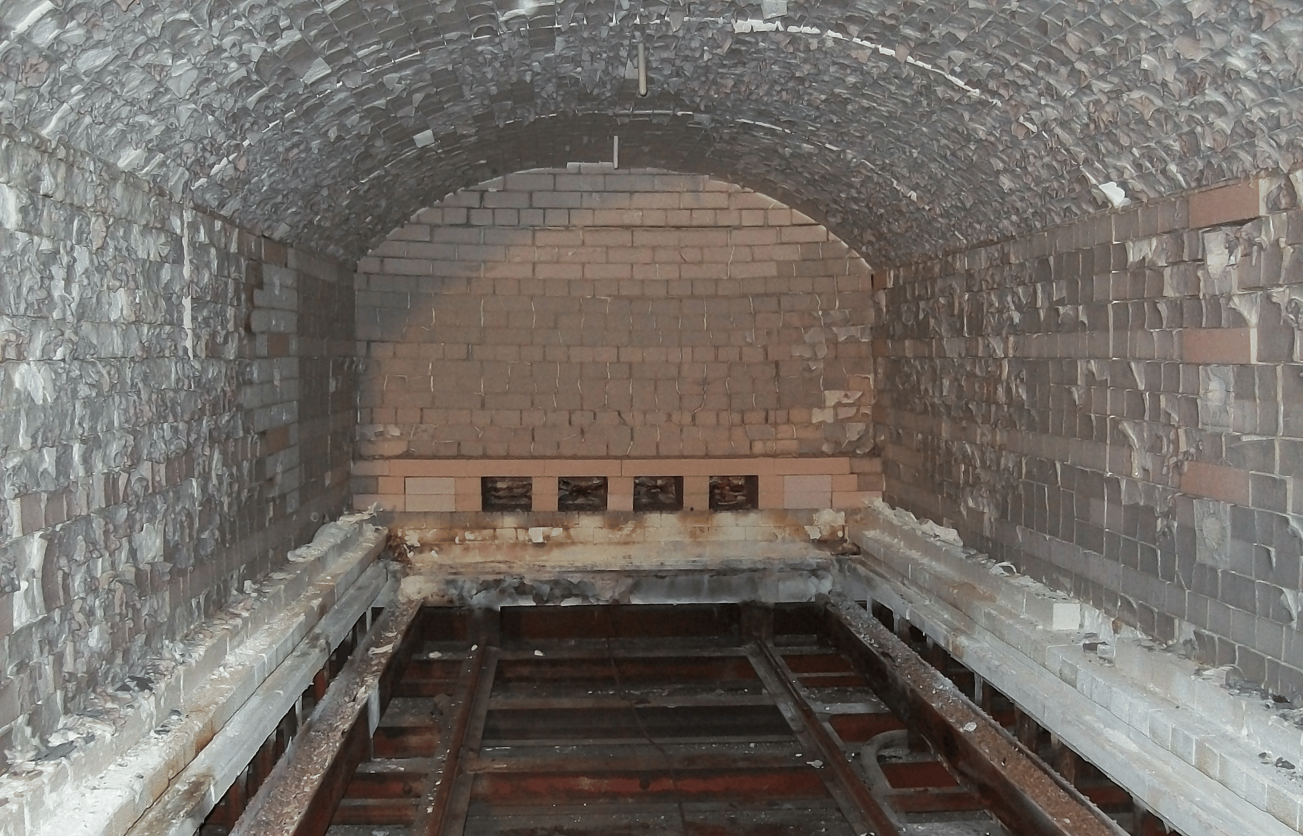Can You Replace Bricks in an Industrial Kiln?